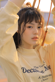 女女舌吻